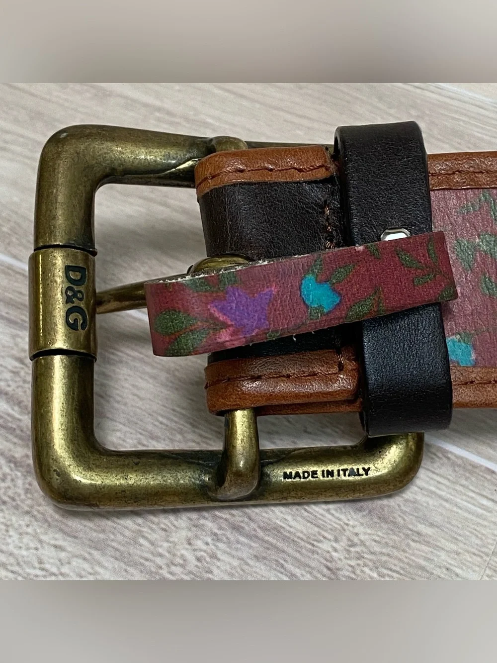 D&G Dolce & Gabbana Dark Brown Tan Floral Leather Belt with Brass Buckle Size 90